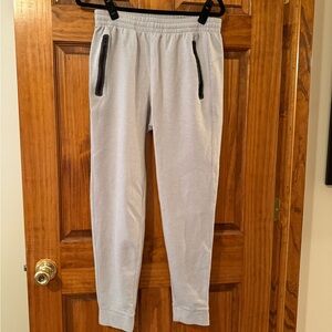 M Old Navy Light Gray Jogger Pants with Zipper Pockets